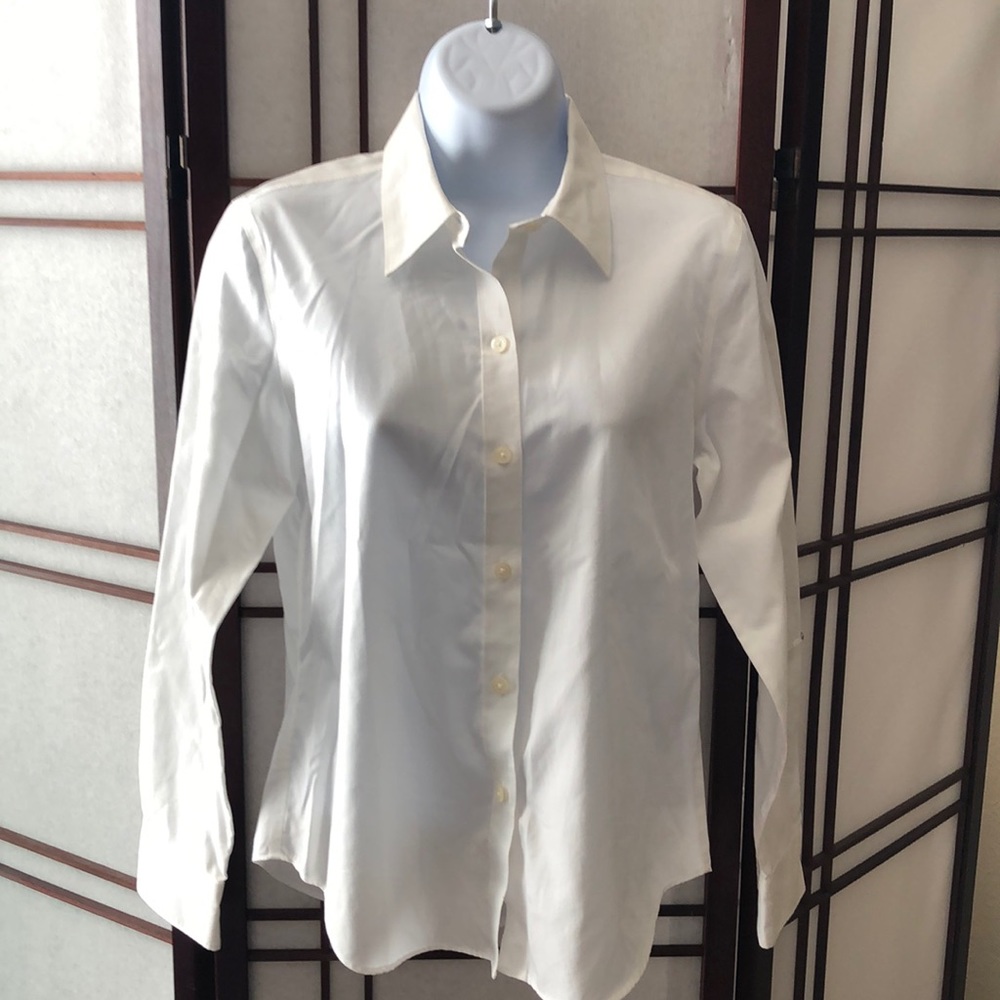 Ann Taylor white button down work shirt blouse